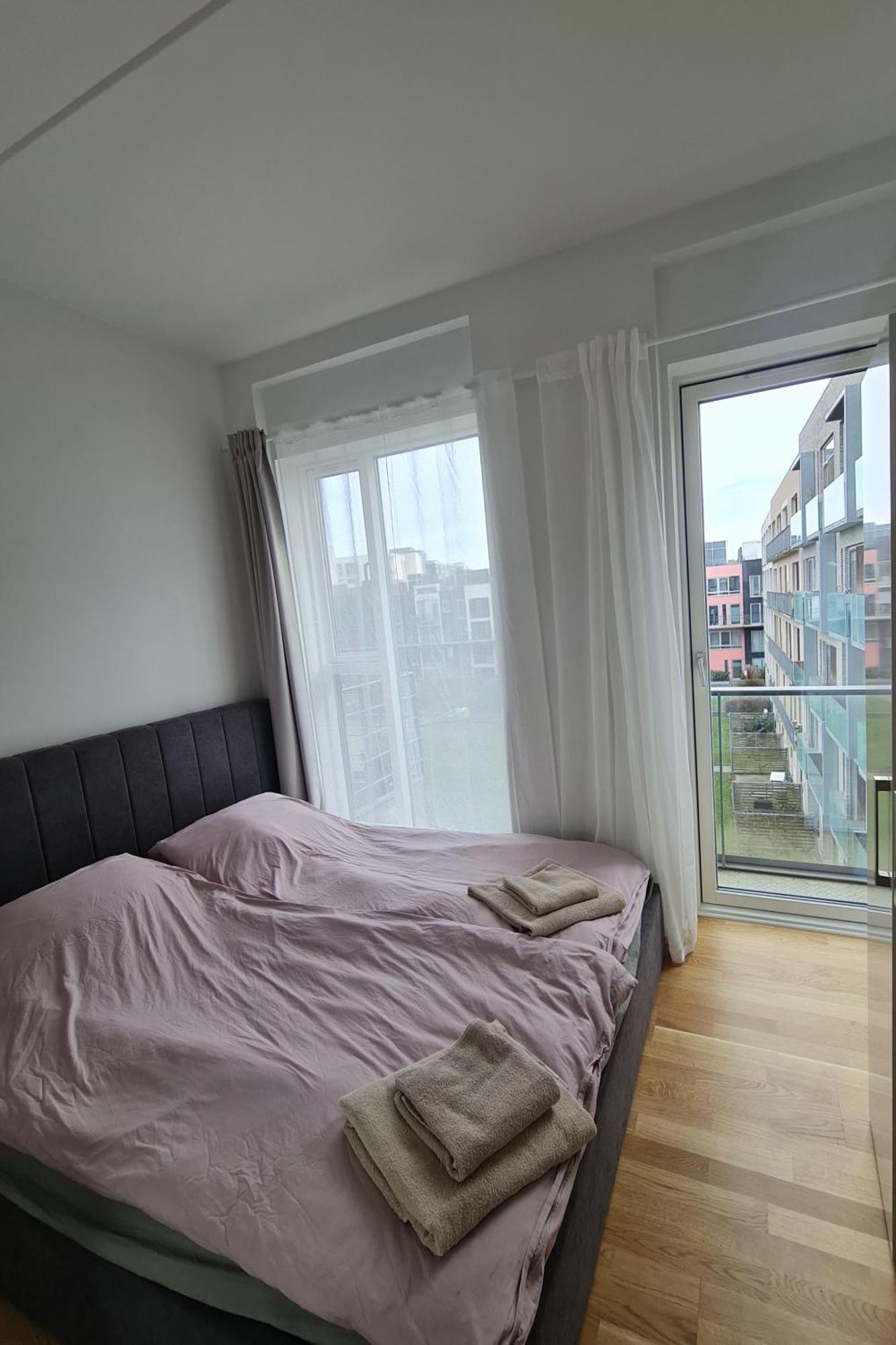 Two Storey Beautiful Location In Apartment *